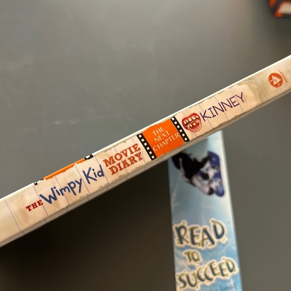 Diary of a Wimpy Kid The Wimpy Kid Movie Diary The Next Chapter Jeff Kinney New - Picture 4 of 6